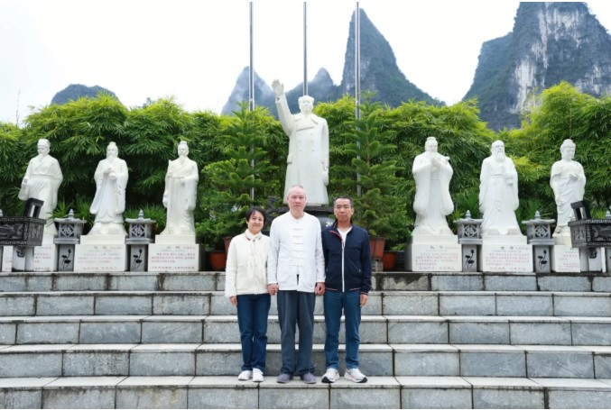 1764205686684850.jpg 屏幕截图 2025-11-27 090655.jpg